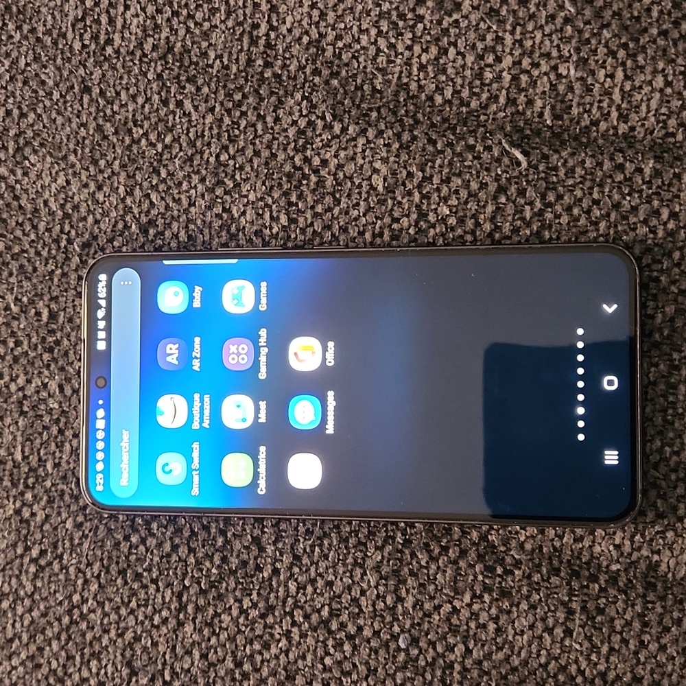 Samsung Smartphone in Black